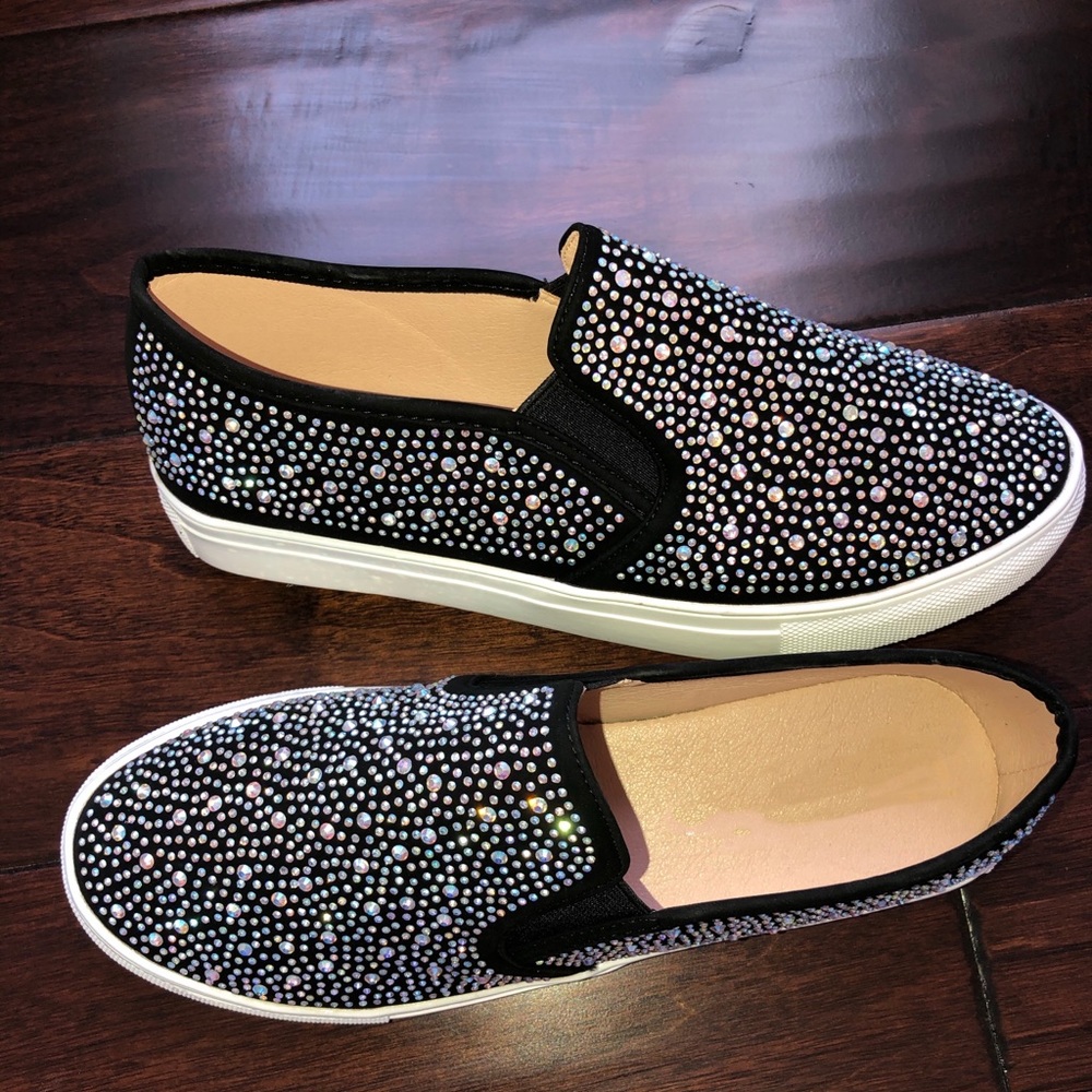 ‼️SIZE 6‼️ Black rhinestone slip on sneaker - Picture 3 of 7